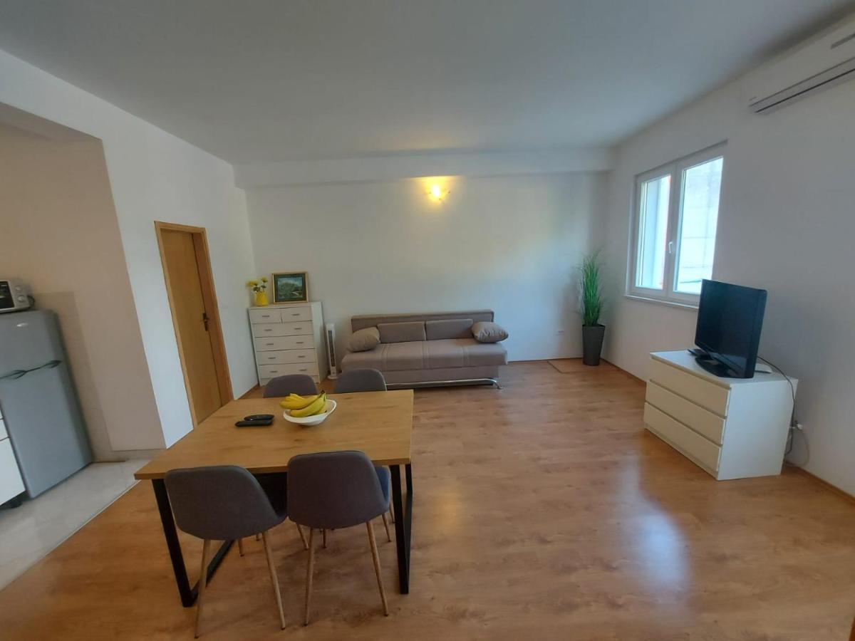 Apartments Neva Makarska Dış mekan fotoğraf